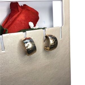 Elegant Gold-Toned Hoop Earrings